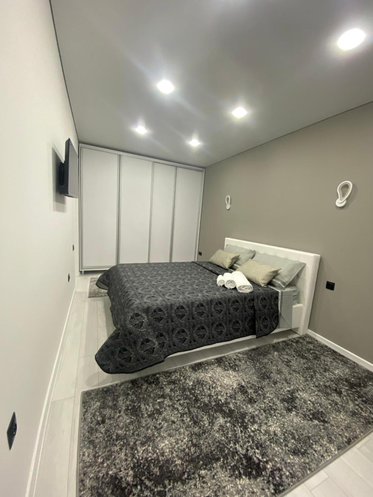 Apartament Edinet-Единец エクステリア 写真