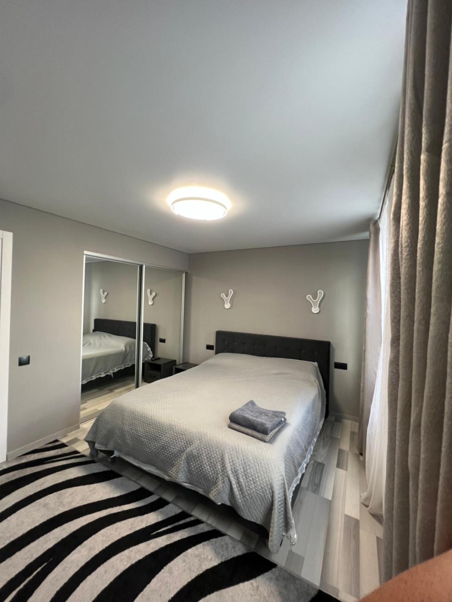 Apartament Edinet-Единец エクステリア 写真